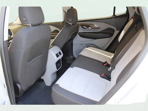 Used 2020 GMC Terrain SLE w/ Driver Convenience Package image 13