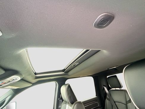 New 2026 RAM 3500 Laramie AWD/4WD image 23