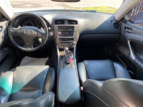 Used 2010 Lexus IS 250 AWD w/ Preferred Accessory Package image 4