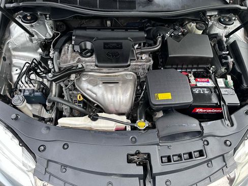 Used 2015 Toyota Camry SE FWD image 34