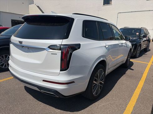 Used 2024 Cadillac XT6 Sport w/ LPO, Floor Liner Package AWD/4WD image 6
