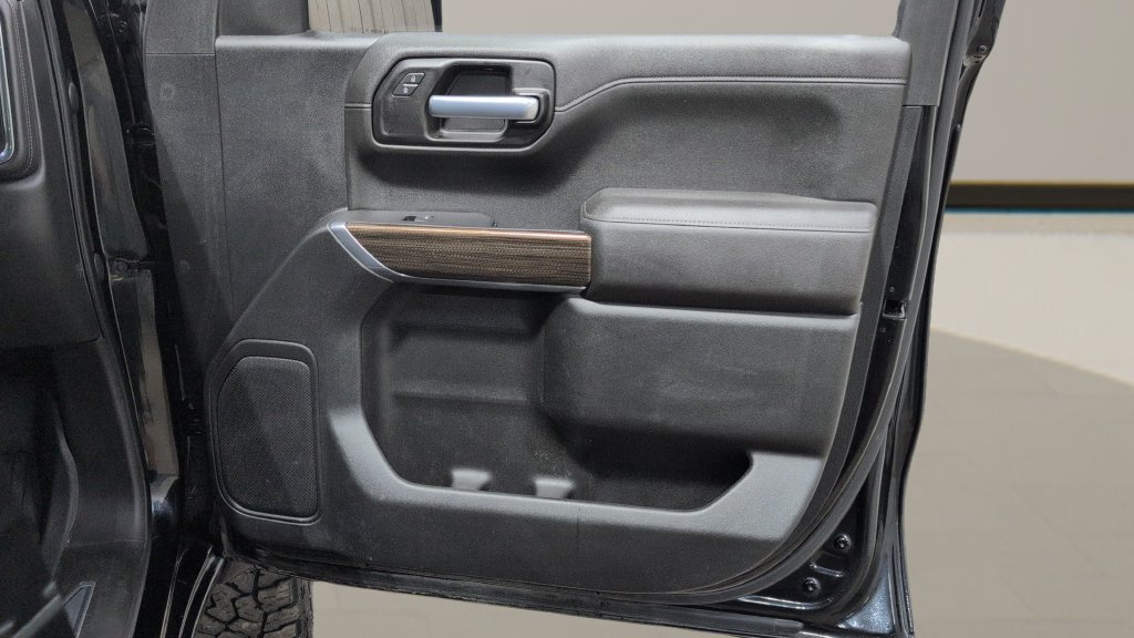 Used 2021 Chevrolet Silverado 1500 RST AWD/4WD image 23