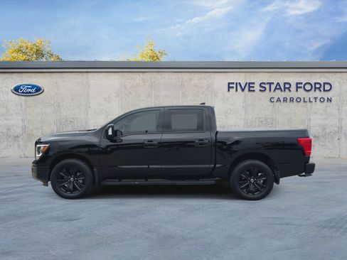 Used 2023 Nissan Titan SV w/ SV Convenience Package AWD/4WD image 5