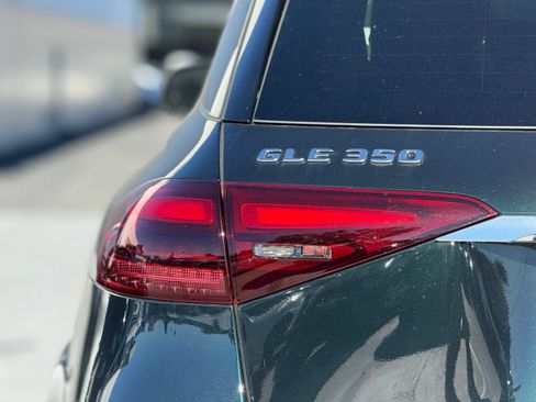 Used 2025 Mercedes-Benz GLE 350 4MATIC image 8