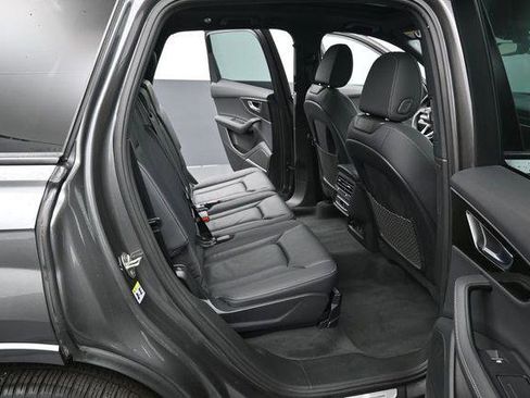 Certified 2025 Audi Q7 2.0T Premium Plus w/ Premium Plus Package AWD/4WD image 35