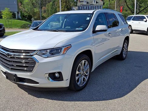 Used 2021 Chevrolet Traverse Premier AWD/4WD image 4