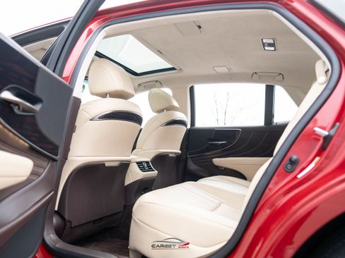 Used 2019 Lexus LS 500 AWD w/ Luxury Package image 21