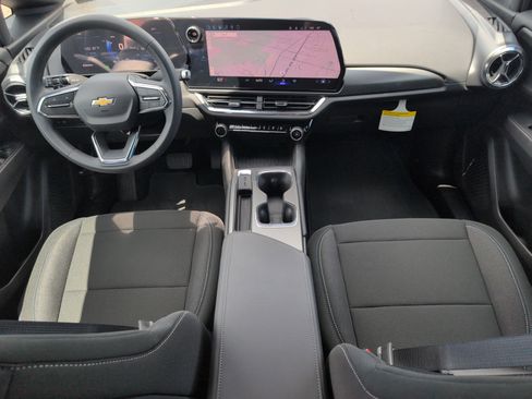 New 2026 Chevrolet Equinox EV LT FWD image 28