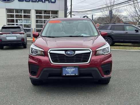 Used 2020 Subaru Forester Premium image 2