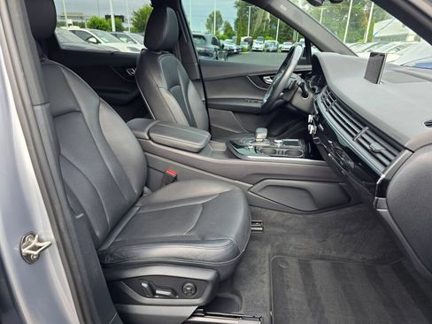 Used 2019 Audi Q7 3.0T Premium Plus w/ Premium Plus Package AWD/4WD image 28