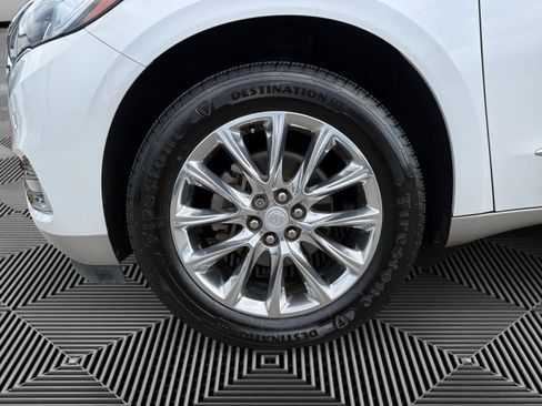 Used 2020 Buick Enclave Premium w/ Sun and Sites Package FWD image 9