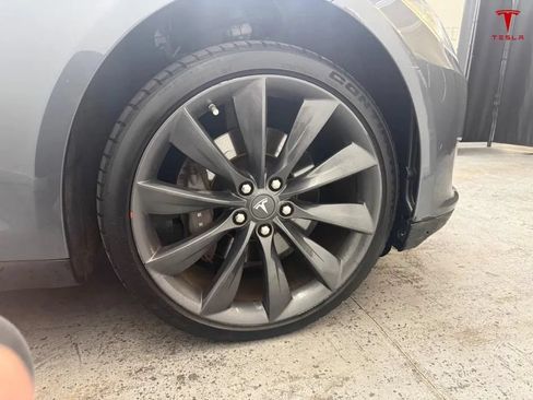 Used 2013 Tesla Model S Performance RWD image 26
