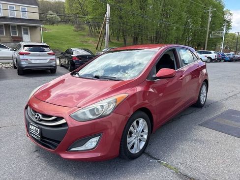 Used 2014 Hyundai Elantra GT FWD image 3