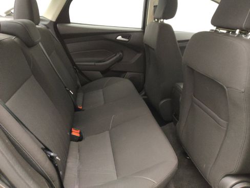 Used 2018 Ford Focus SE image 19