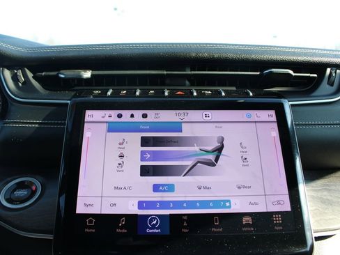 Used 2024 Jeep Grand Cherokee L Limited w/ Luxury Tech Group II image 54