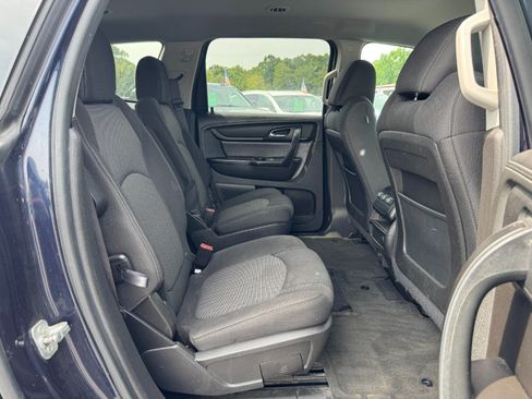 Used 2015 Chevrolet Traverse LT w/ Style and Technology Package AWD/4WD image 19