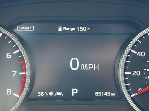 Used 2021 Kia Telluride SX w/ SX Prestige Package image 4