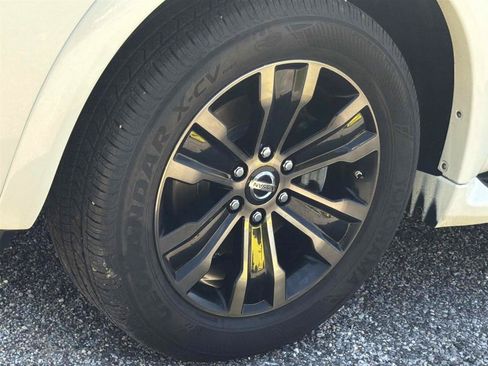 Used 2020 Nissan Armada Platinum w/ Captain's Chairs Package RWD image 9
