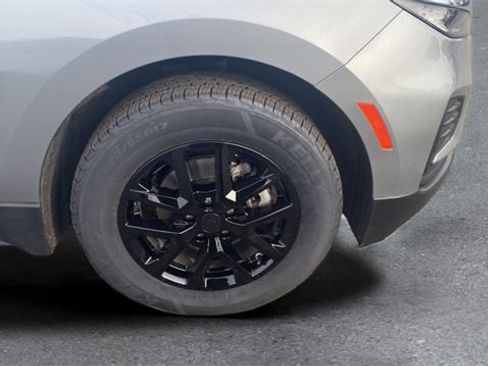 Used 2023 Chevrolet Equinox LS w/ LS Convenience Package image 21