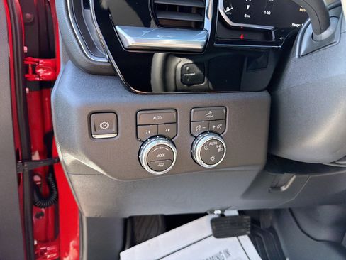 New 2026 GMC Sierra 1500 SLE AWD/4WD image 18