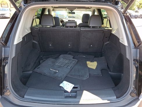 Certified 2023 Nissan Rogue SV w/ SV Premium B Package image 28