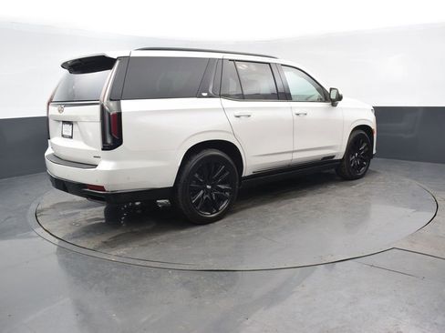 Used 2023 Cadillac Escalade Sport Platinum image 6
