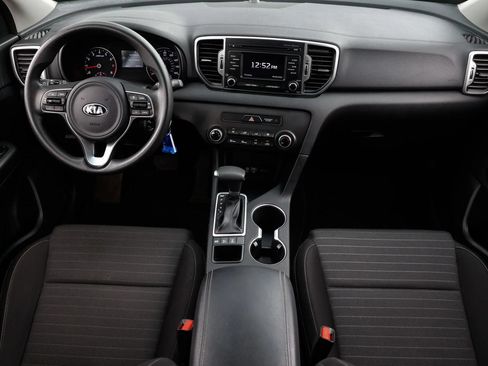 Used 2018 Kia Sportage LX AWD/4WD image 2