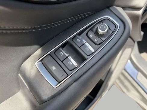 Used 2023 Subaru Outback Limited AWD/4WD image 15