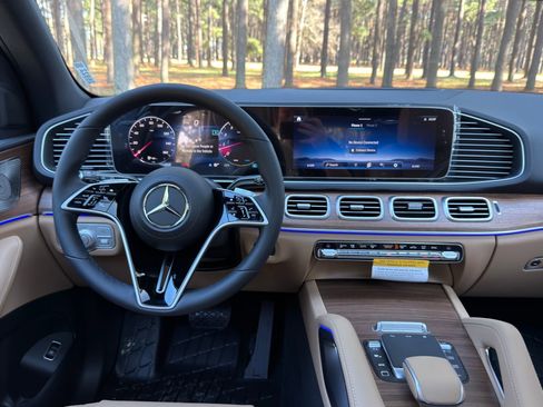 New 2026 Mercedes-Benz GLE 350 4MATIC image 3
