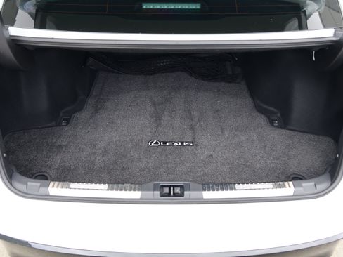 Used 2024 Lexus IS 350 F Sport RWD image 36