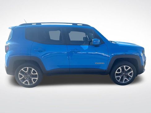 Used 2015 Jeep Renegade Latitude AWD/4WD image 6