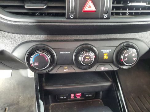 Used 2021 Kia Forte GT-Line FWD image 19