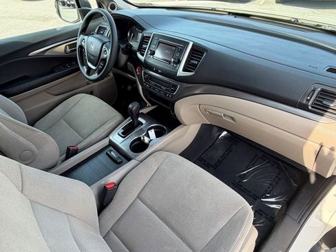 Used 2016 Honda Pilot LX image 7