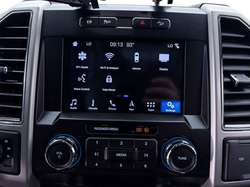 Used 2019 Ford F250 Lariat w/ FX4 Off-Road Package AWD/4WD image 20