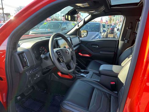 Used 2025 Nissan Frontier Pro-X w/ Pro Premium Package image 15