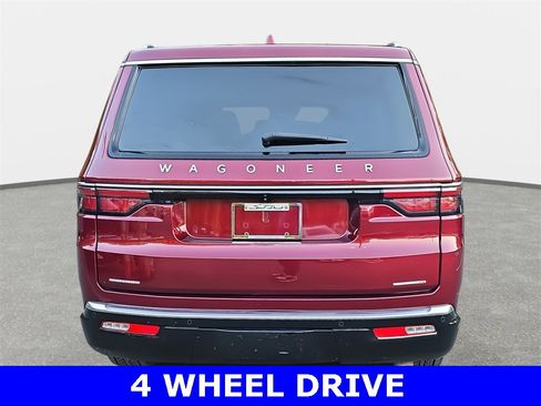 Used 2022 Jeep Wagoneer Series II image 6