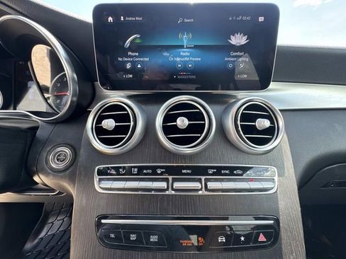 Used 2022 Mercedes-Benz GLC 300 image 18