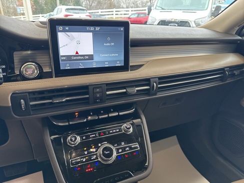 Used 2022 Lincoln Corsair AWD w/ Equipment Group 101A image 13