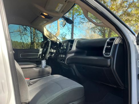 Used 2019 RAM 2500 Big Horn image 15