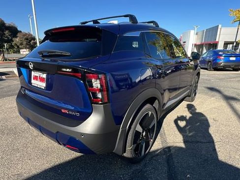 New 2026 Nissan Kicks SR w/ Cold Weather Package image 4