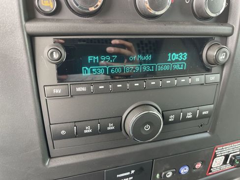 New 2025 Chevrolet Express 2500 w/ Driver Convenience Package image 11