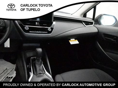 Used 2025 Toyota Corolla LE FWD image 23
