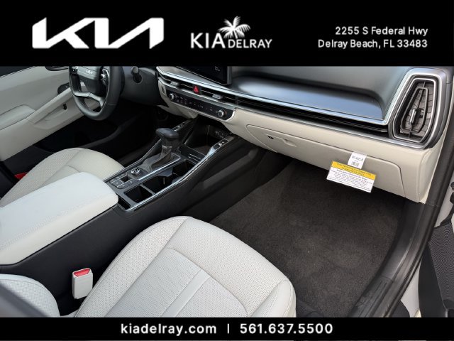 New 2026 Kia Sorento S FWD image 9
