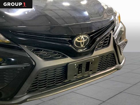 Used 2024 Toyota Camry SE FWD image 30