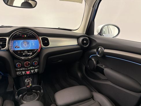 Used 2024 MINI Cooper S FWD image 29