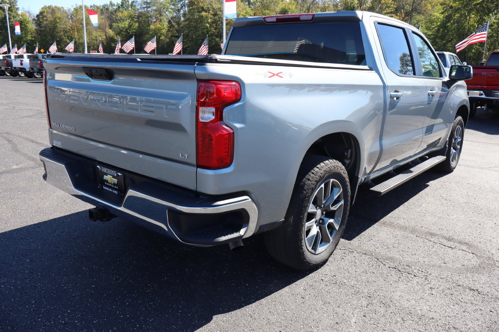 Used 2025 Chevrolet Silverado 1500 LT AWD/4WD image 26