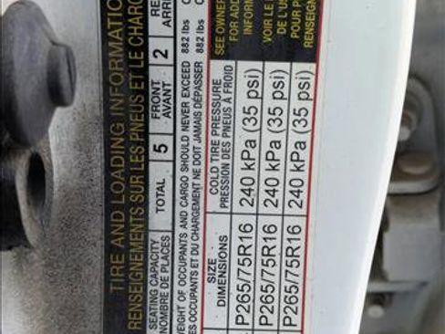 Used 2014 Nissan Frontier PRO-4X w/ Pro-4x Luxury Package image 15