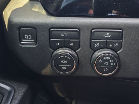 Used 2024 Chevrolet Silverado 1500 RST w/ Protection Package AWD/4WD image 24