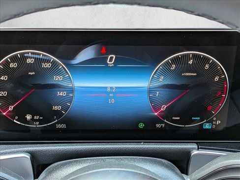 New 2026 Mercedes-Benz GLB 250 image 10