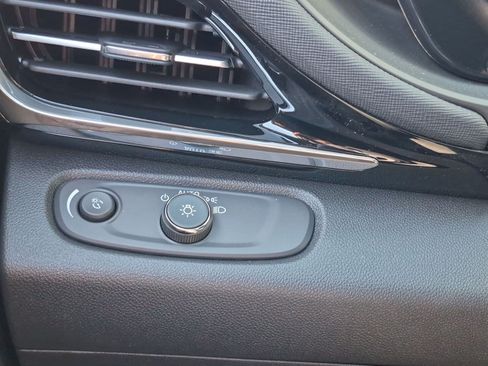 New 2026 Buick Envista Sport Touring w/ Convenience I Package FWD image 17